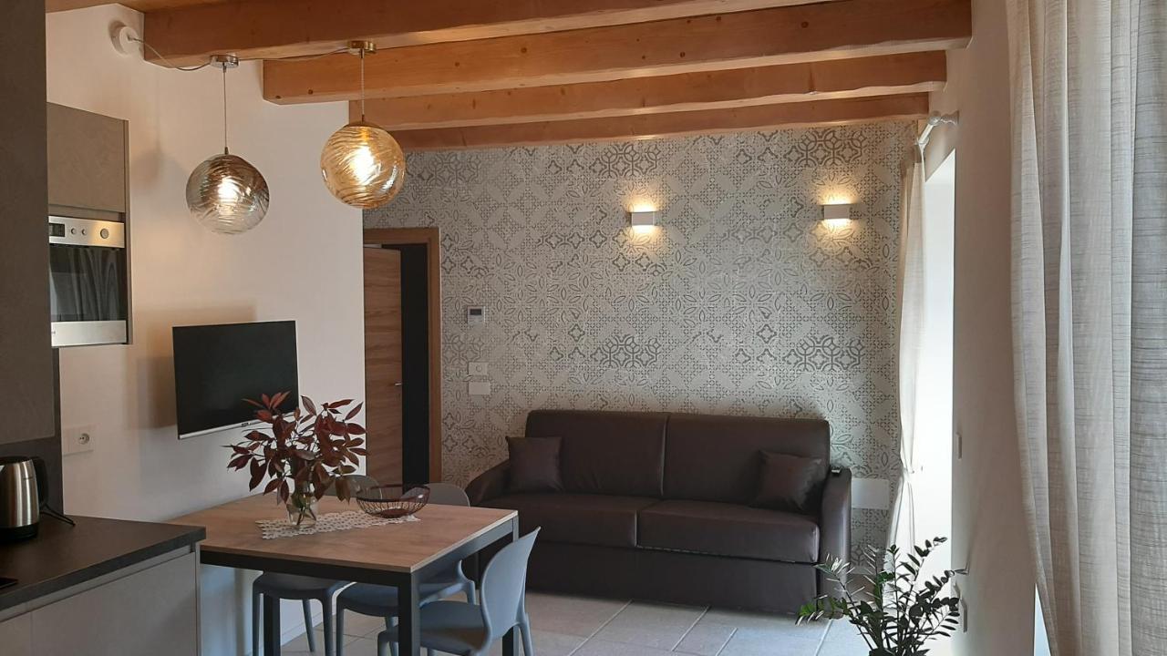 Garda Baldo Apartments_Vivaldi Torbole Sul Garda Εξωτερικό φωτογραφία