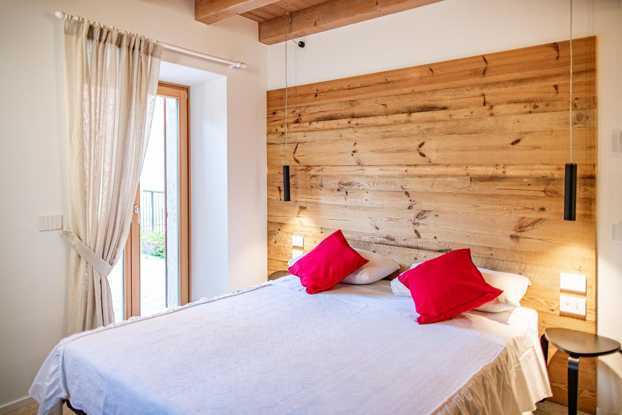Garda Baldo Apartments_Vivaldi Torbole Sul Garda Εξωτερικό φωτογραφία