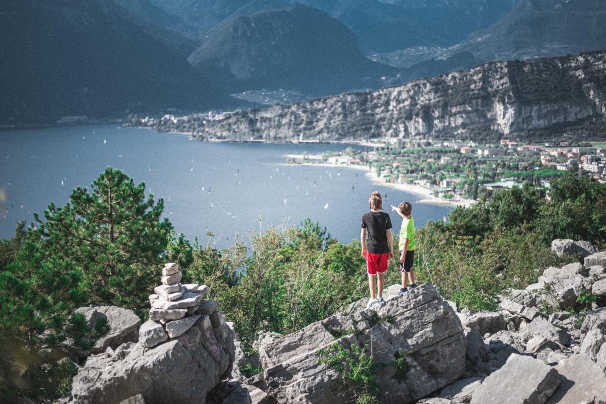 Garda Baldo Apartments_Vivaldi Torbole Sul Garda Εξωτερικό φωτογραφία